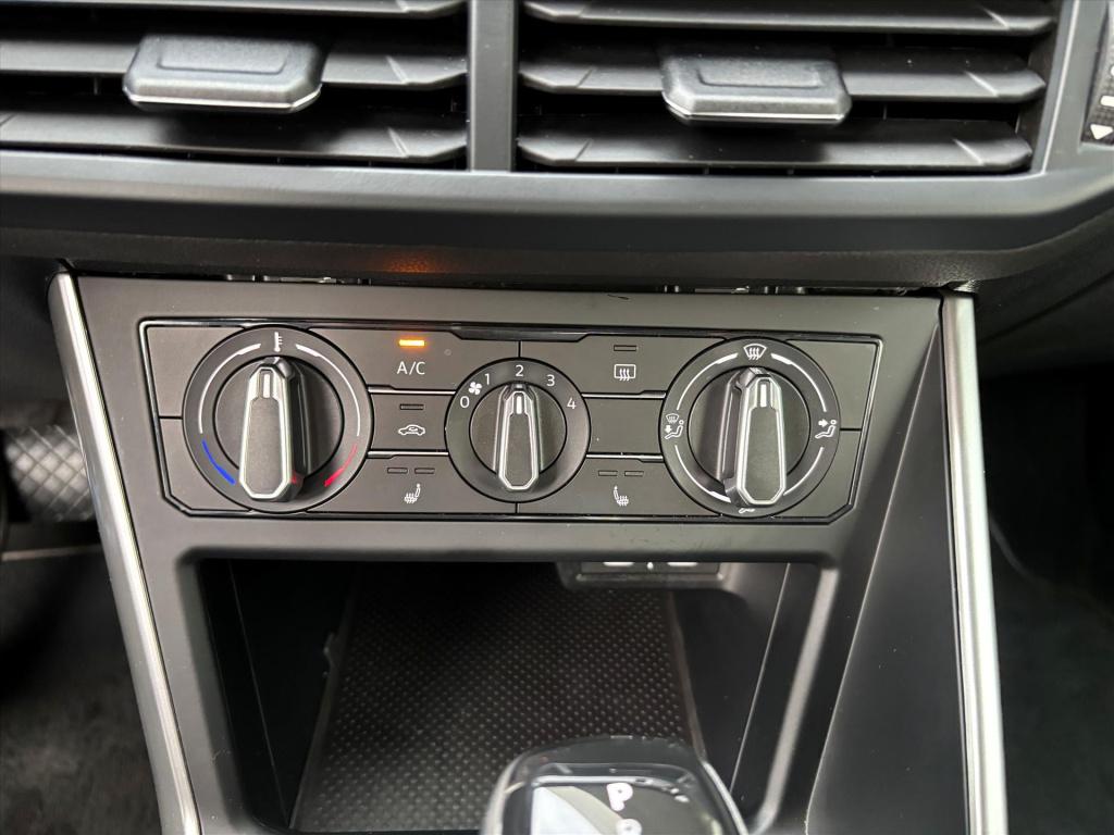 Volkswagen Polo 1.0 tsi 95pk dsg-7 life| adapt.cruise|led|dode hoek| stoelv