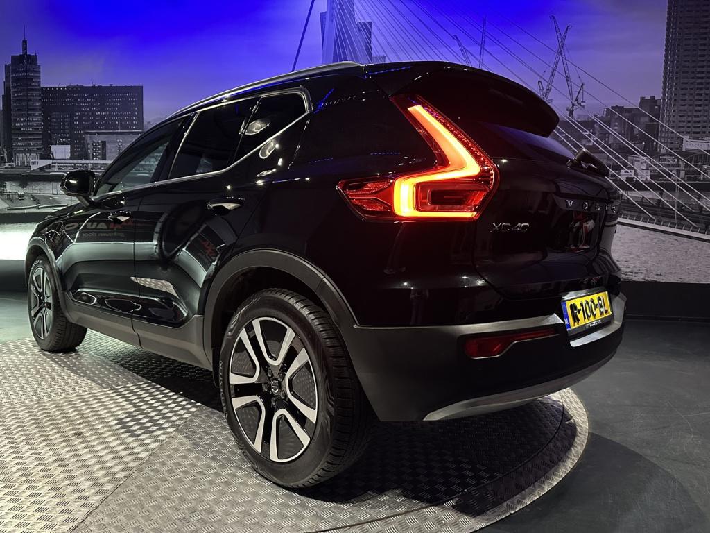Volvo XC40 1.5 t4 recharge inscription expression *harmankardon*camera*