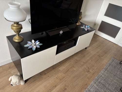 Tv meubel zo goed als nieuw