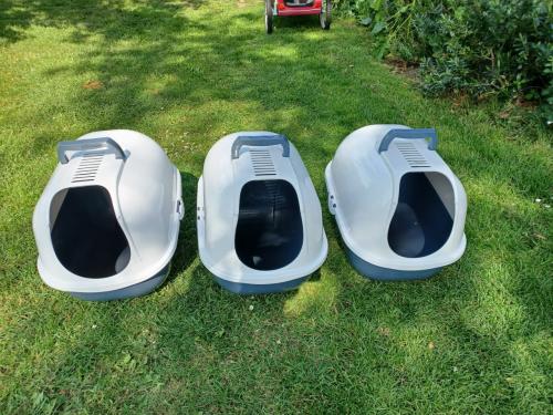 3 kattebakken te koop