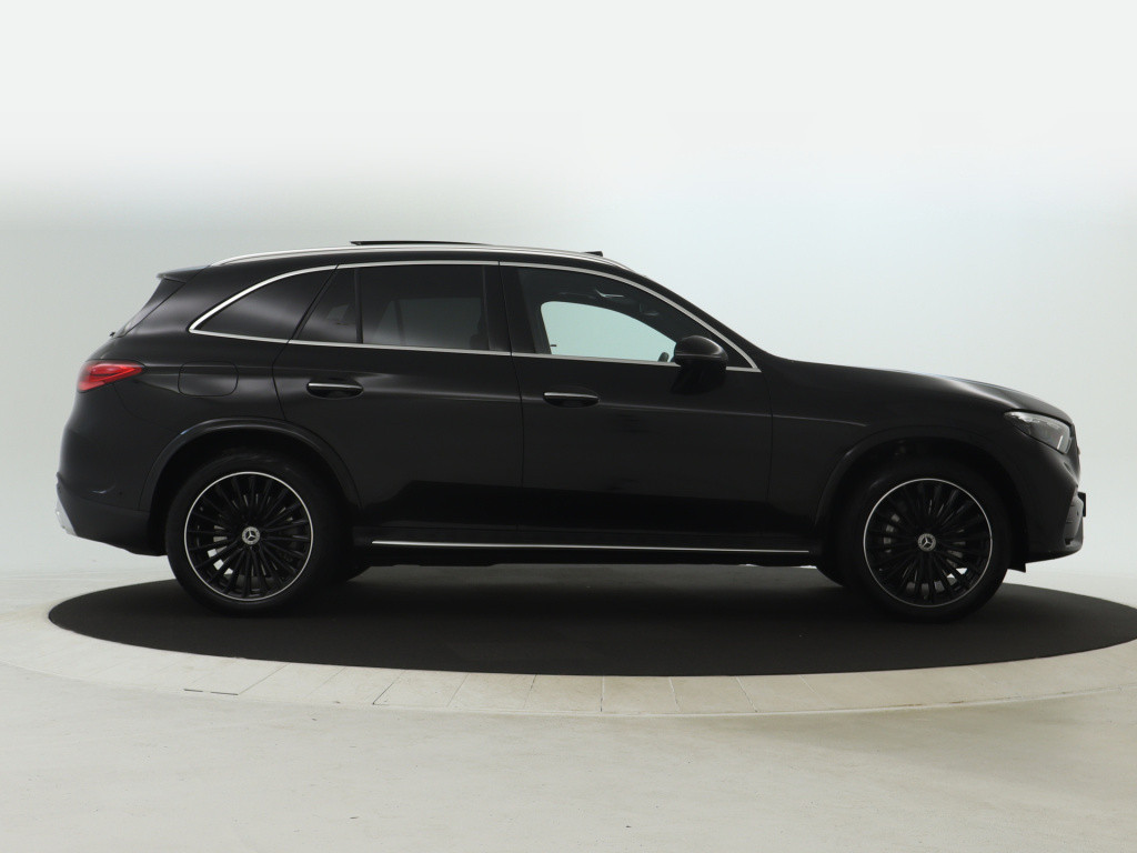 Mercedes-Benz Glc 300 de 4matic amg line | trekhaak | panoramadak | multisp