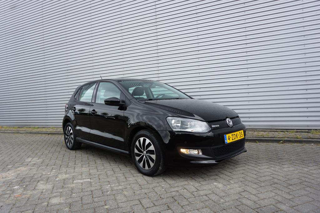 Volkswagen Polo 1.4 tdi bluemotion airco / navi / cruise / parkeers. / elek