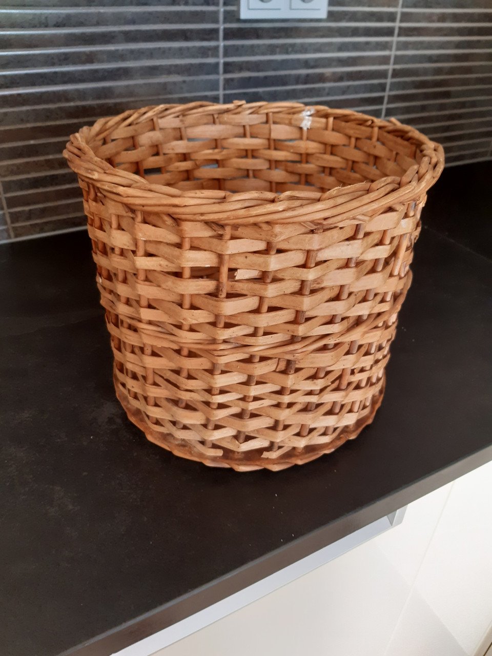 Rieten mand geen koeriersdiensten