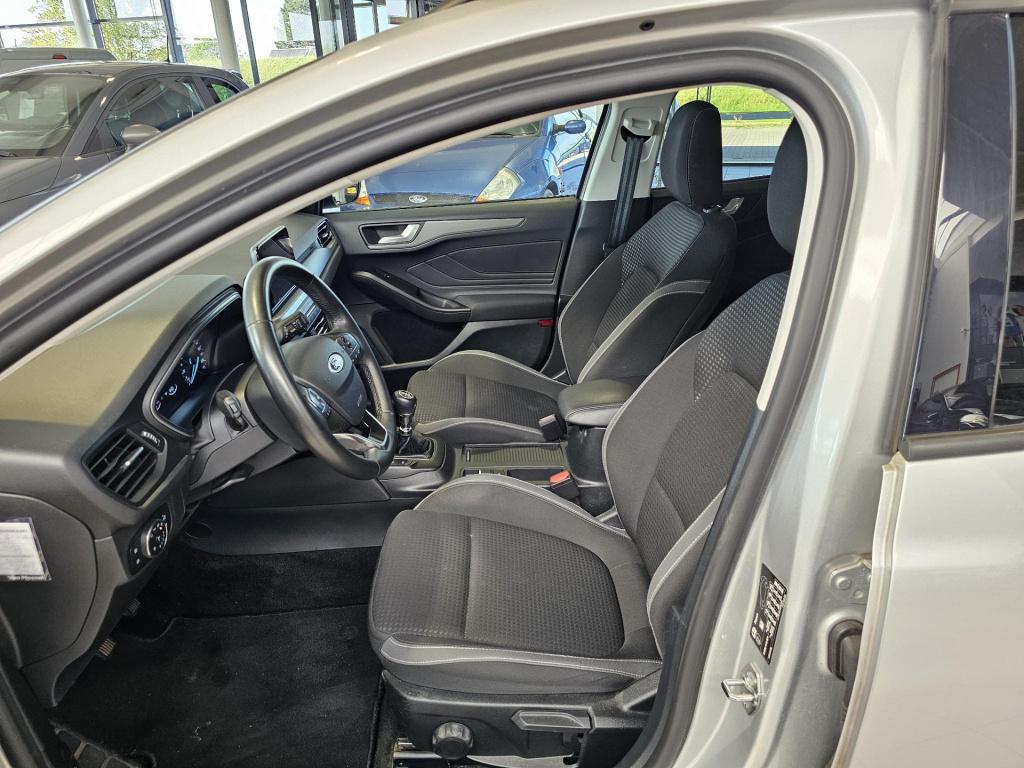Ford Focus wagon 1.0 ecoboost hybrid st line