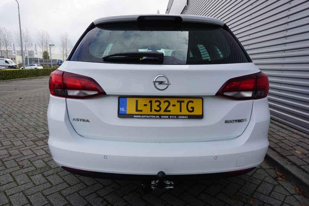 Opel Astra sports tourer 1.6 cdti online edition airco / cruise / navi / el