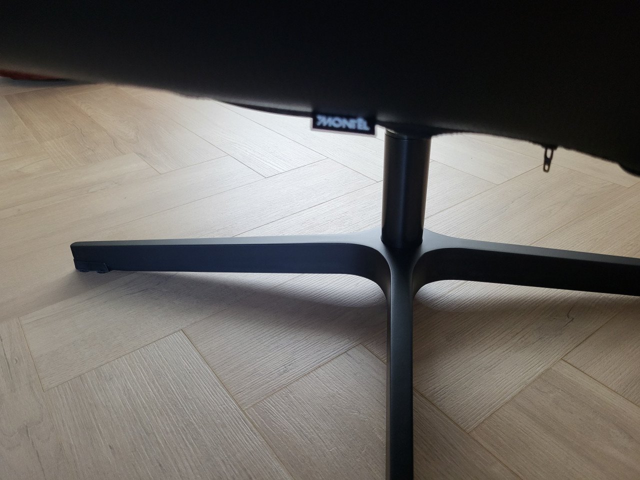 MONTEL ERGO Fauteuil + Voetenbank, Leren bekleding