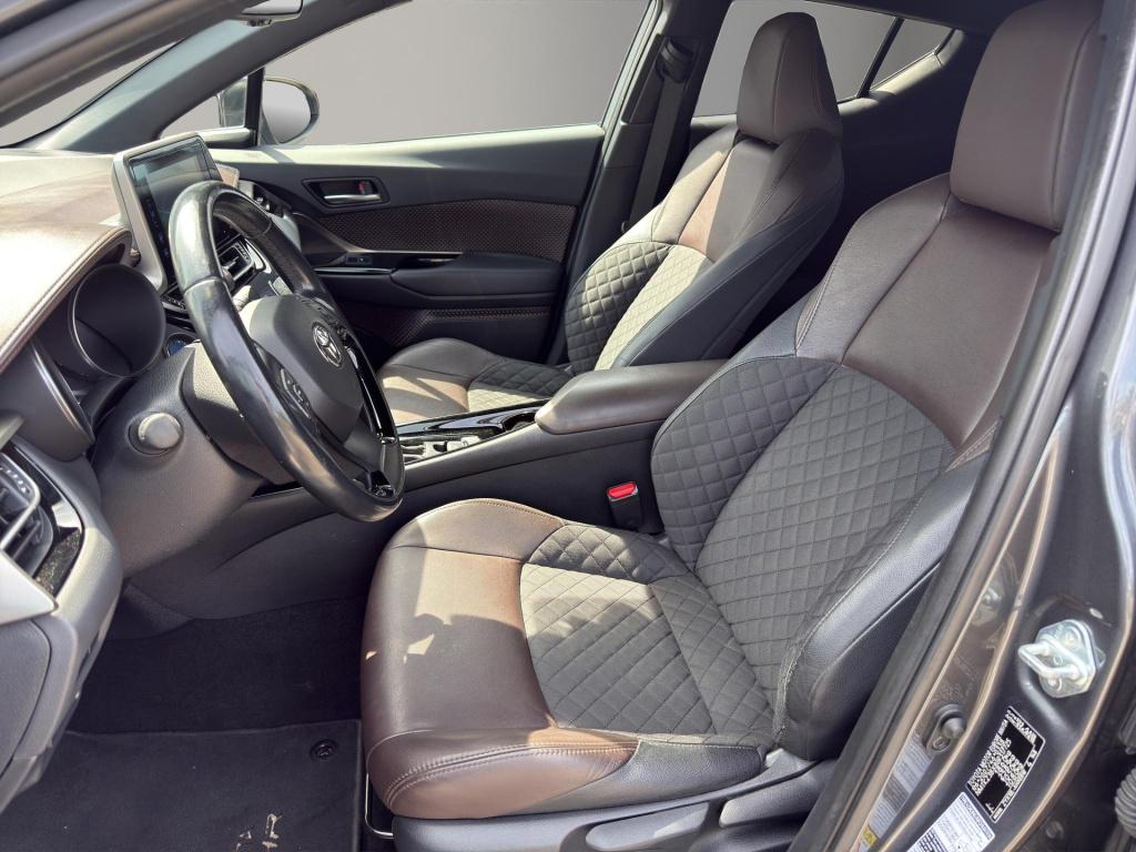 Toyota C-hr 1.8 hybrid executive | navi | camera | half leder | parksensors