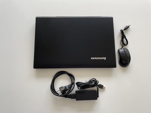 15 inch laptop met ssd Windows 11 en Office