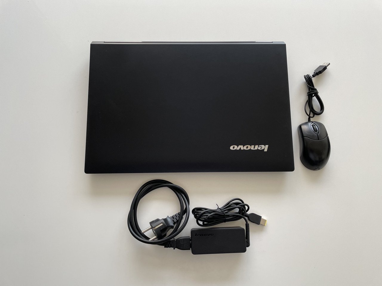 15 inch laptop met ssd Windows 11 en Office