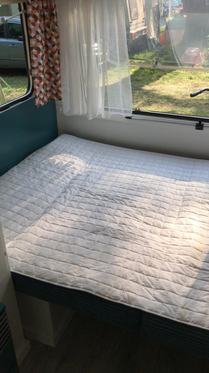 Mooie retro Ever caravan