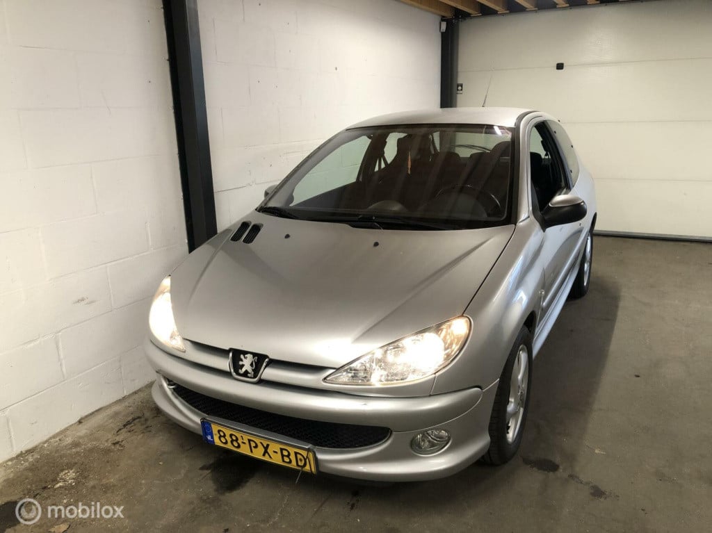 Peugeot 206 1.4-16v quiksilver
