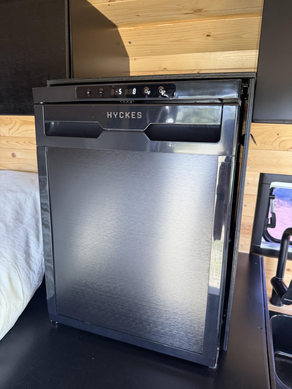 Peugeot boxer ofgrid camper