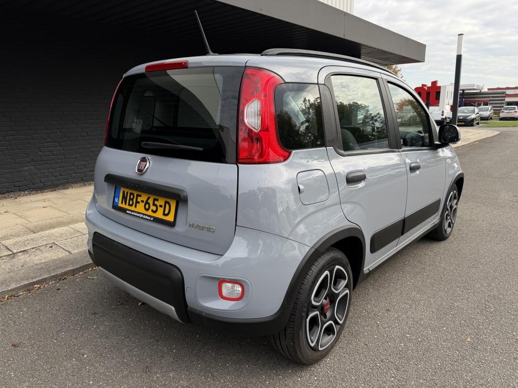 Fiat Panda 1.0 hybrid city life