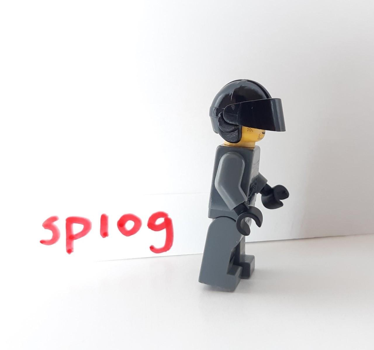 LEGO Minifigures Space Police 3: Officer 1, 2, 7, 10 en 14