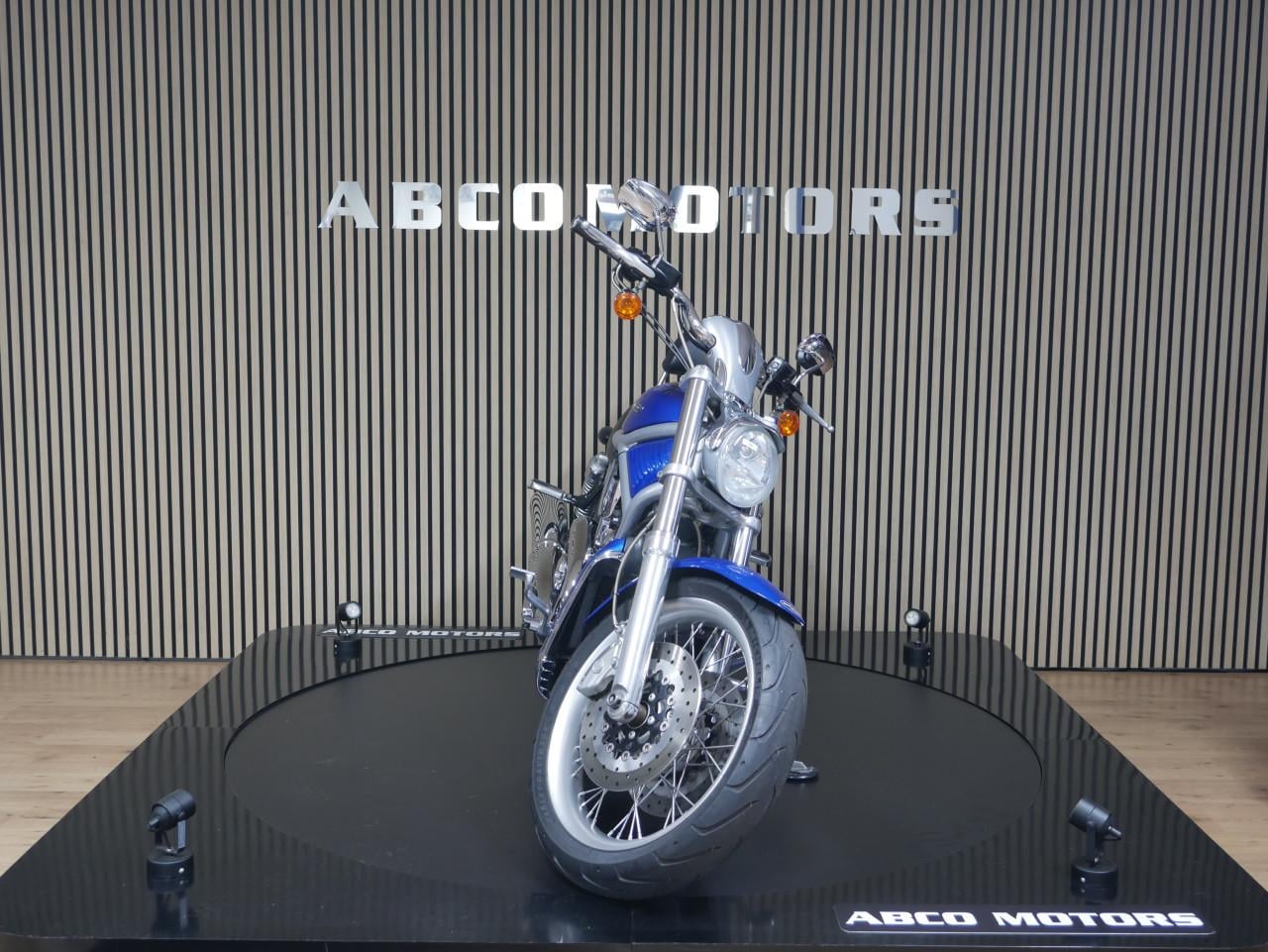 HARLEY-DAVIDSON VRSCAWA V-ROD ABS
