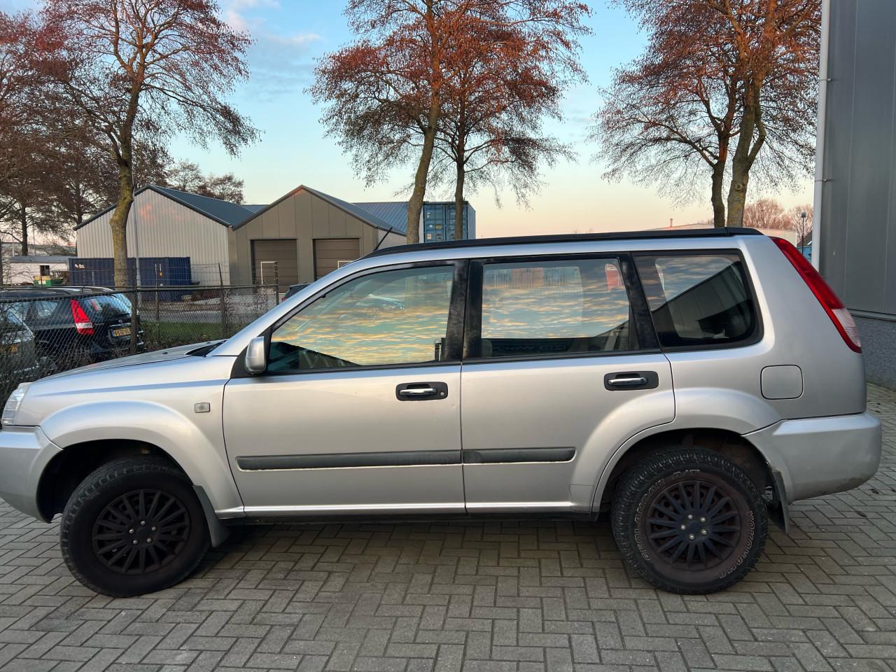 Nissan X-Trail 2.0 Comfort 2wd Jaar Apk