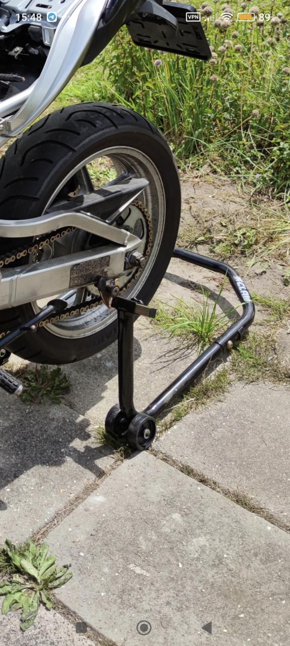 Te koop aangeboden paddock standaard.