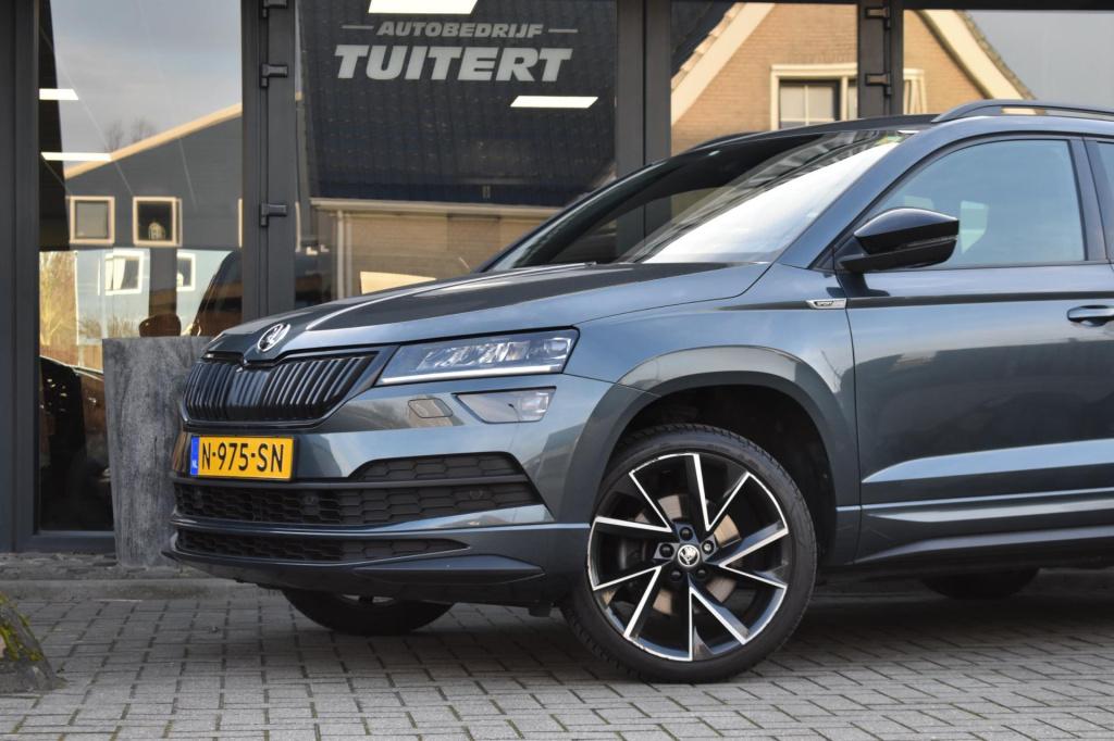 Skoda Karoq 1.5 tsi act sportline | trekhaak | virtual | camera | nap | app