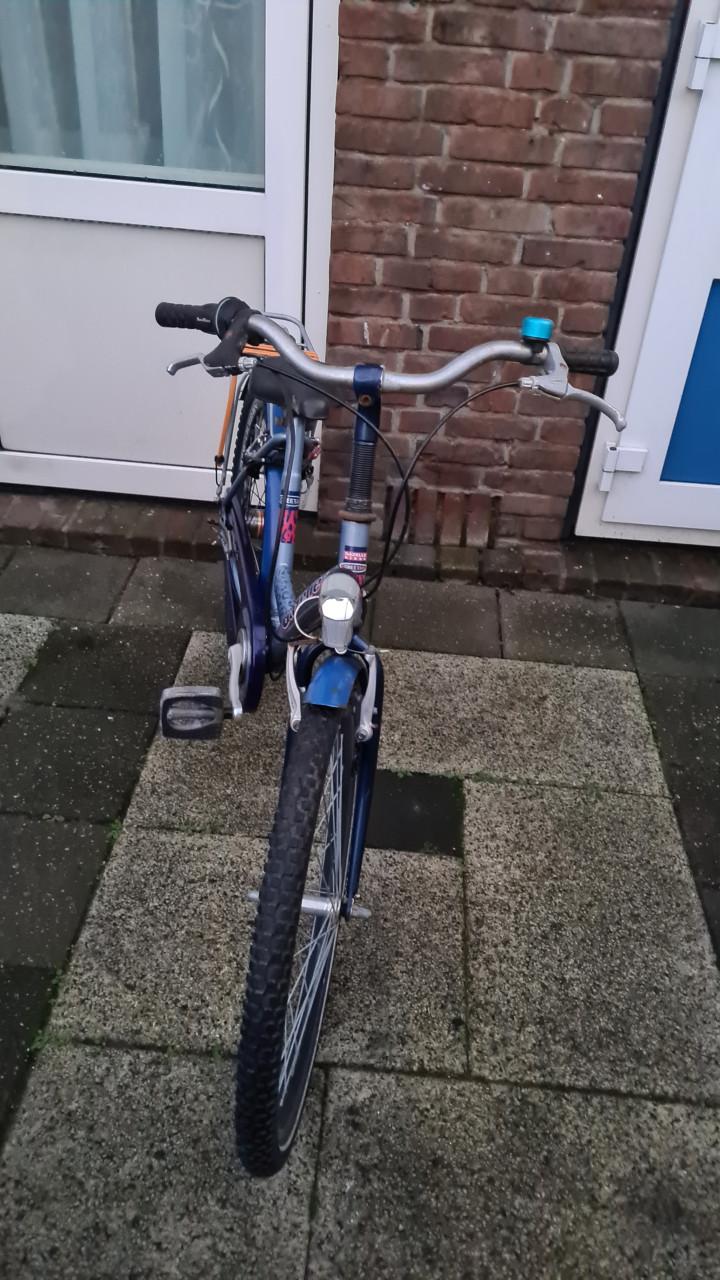 Meisjes fiets GAZELLE met 3 versnellingen-24inch- 9-13jaar