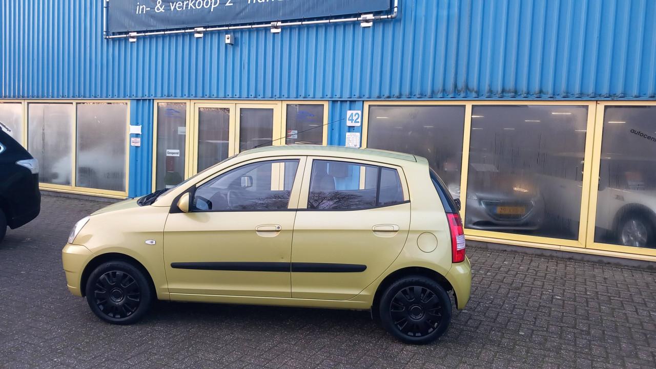 Kia Picanto 1.1 LX 5deurs bj:2005 airco apk 10-2026