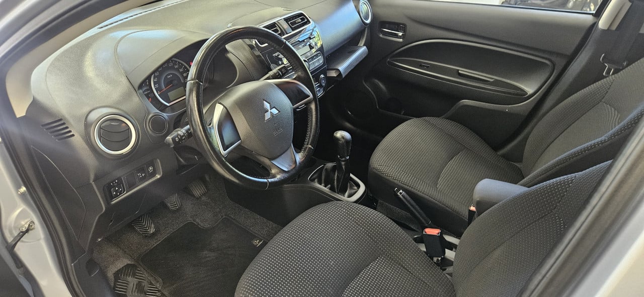 Zuinige MITSUBISHI Space Star 2014 / 94.745 km !