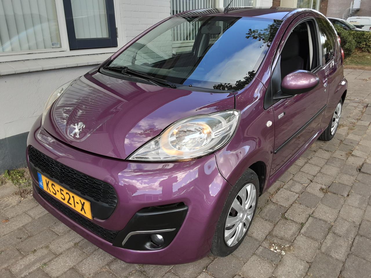 Peugeot 107 1.0 Sportium