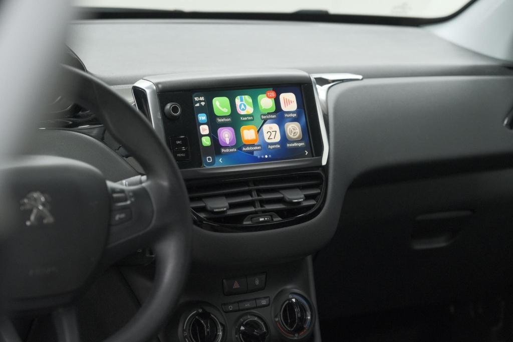Peugeot 208 puretech 82 blue lion | apple carplay | parkeersensoren | navig