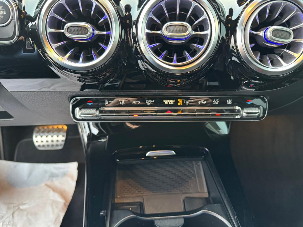 Mercedes-Benz A-Klasse 250 e business solution amg night limited automaat ,