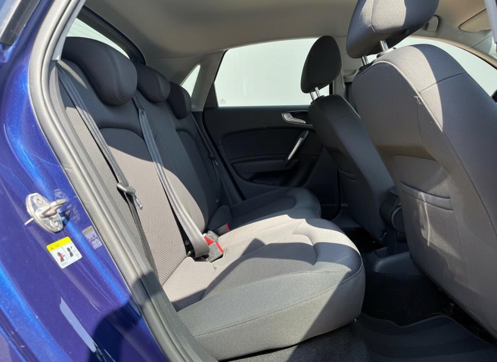 Audi A1 Sportback 1.0 tfsi advance sport automaat