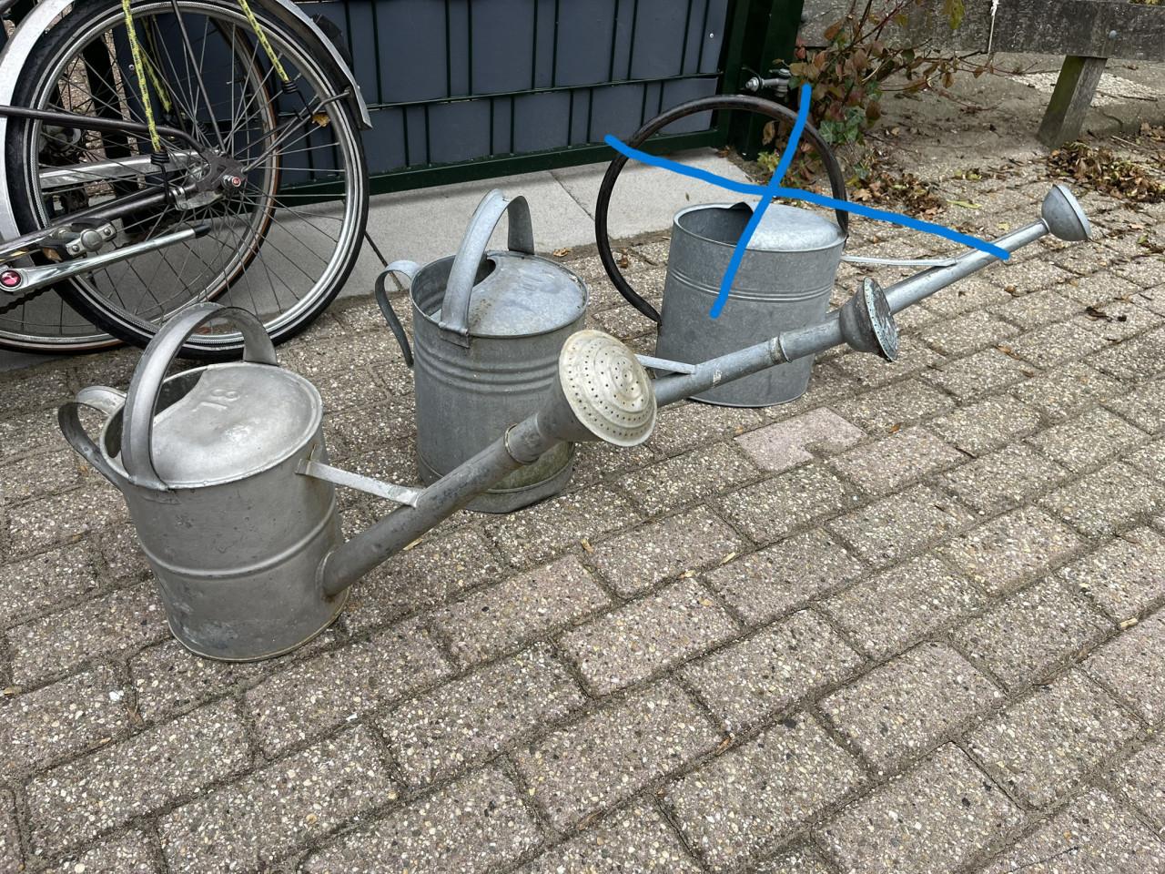 Gieters metaal verzinkt