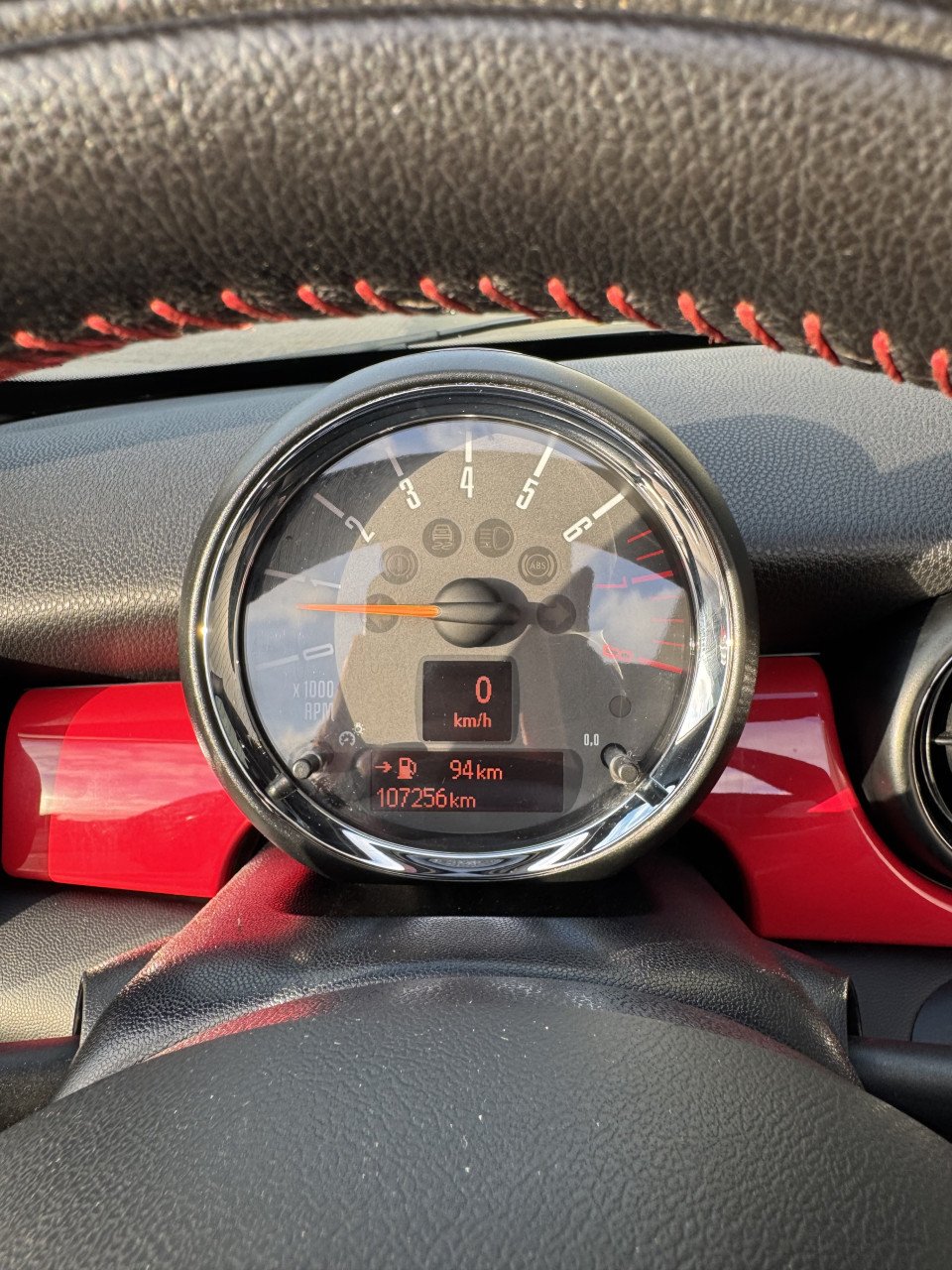 Mini Cooper S JCW Roadster 211PK 107DKM 2012 Collectors item!