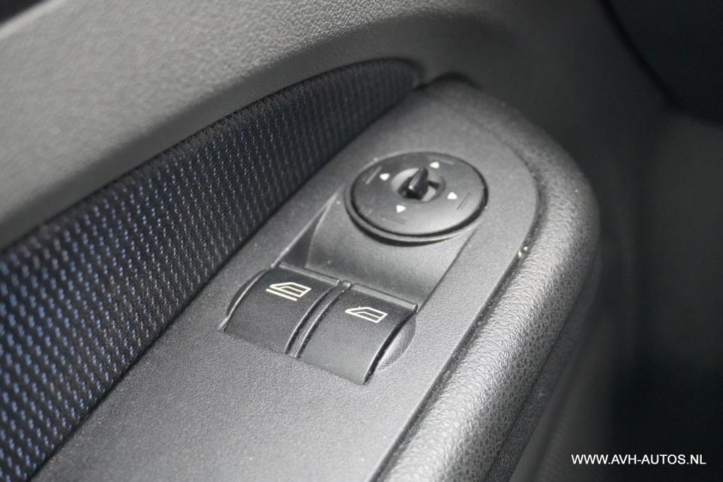 Ford Focus wagon 1.6-16v futura