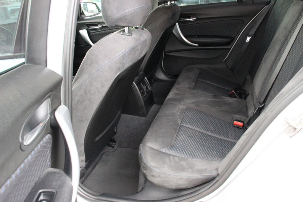 BMW 1 Serie 116i executive m-sport | 210pk | kleppensysteem