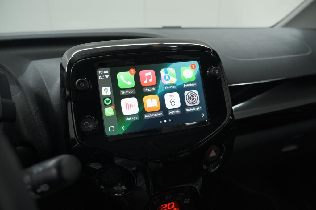 Peugeot 108 1.0 e-vti collection top! | elektrisch vouwdak | apple carplay 