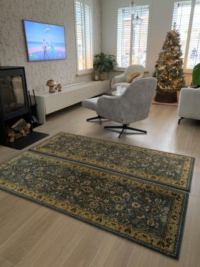 ✨Twee Prachtige Sfeervolle Vloerkleedjes van Louis de Poortere✨