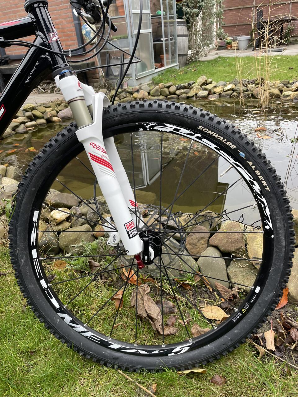 Xtrail mud 5.0 mountainbike in vrijwel nieuwstaat