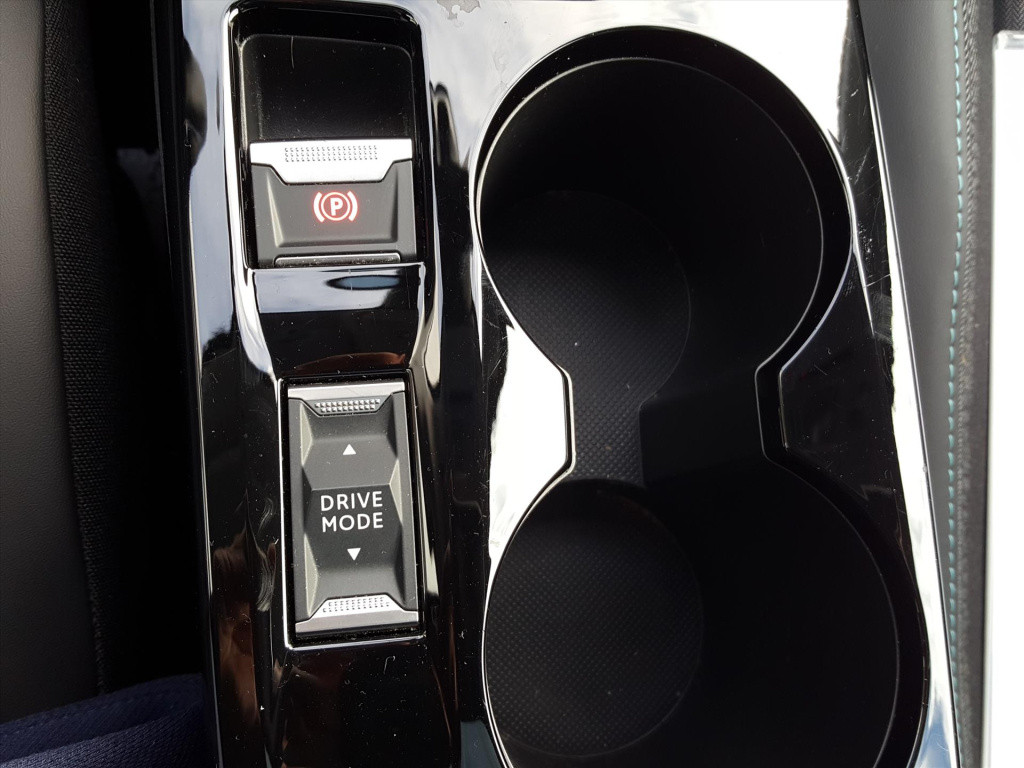 Peugeot 208 allure pack ev 50kwh 136pk 3-fase | navigatie | adaptieve cruis