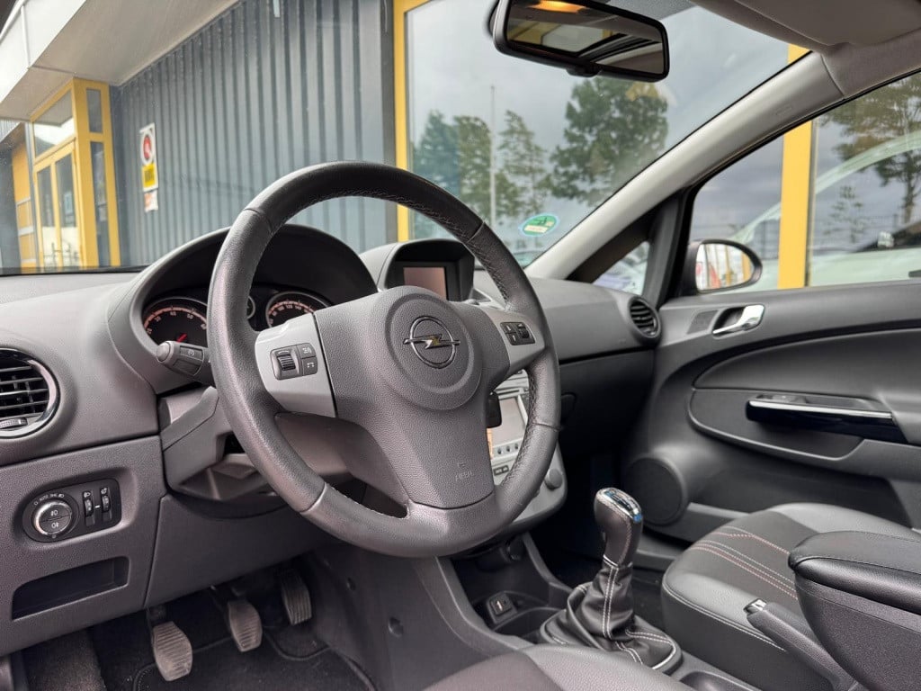 Opel Corsa 1.6-16v t color edit
