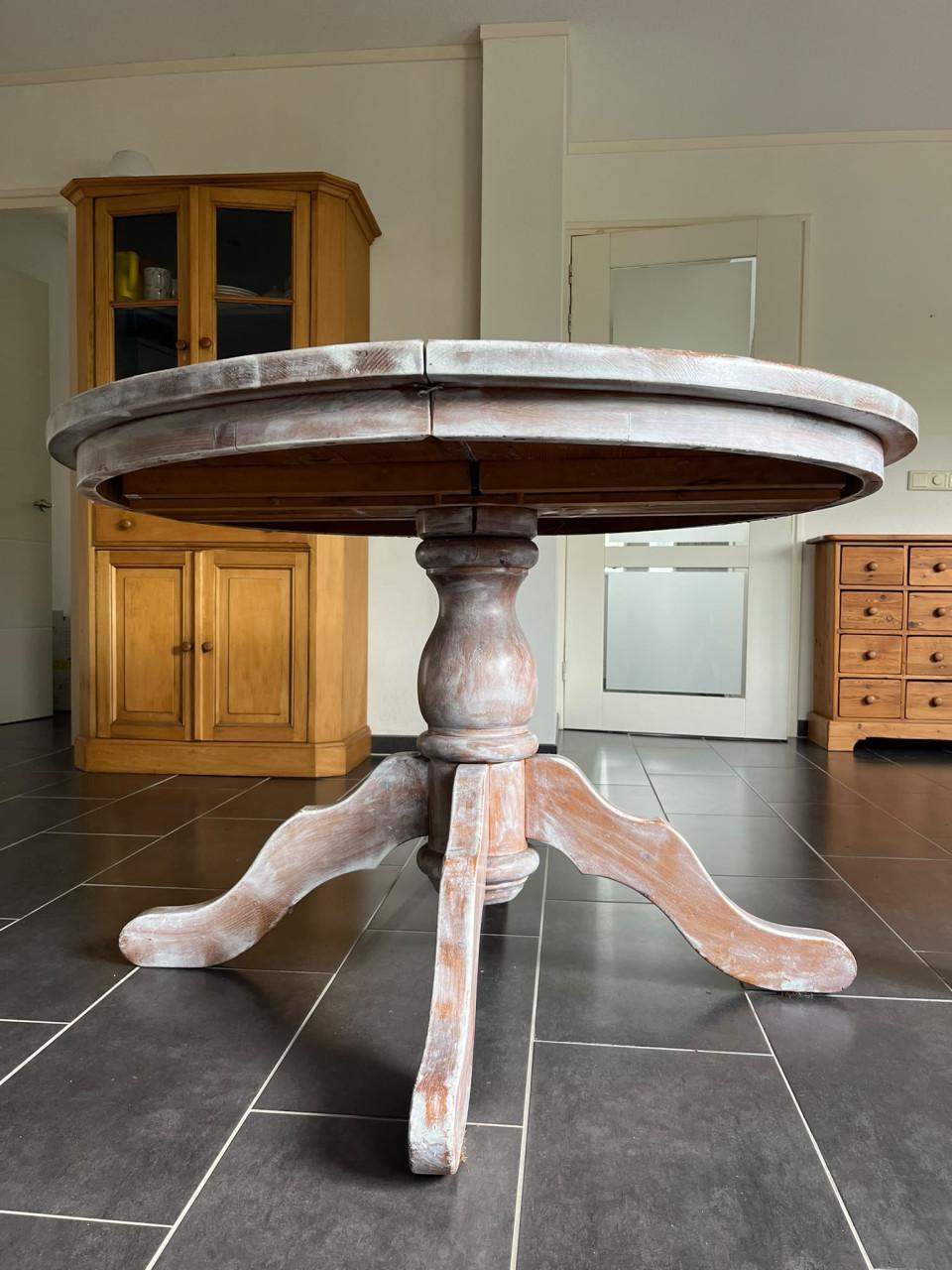 Whitewash ronde tafel (te vergroten ovaal)