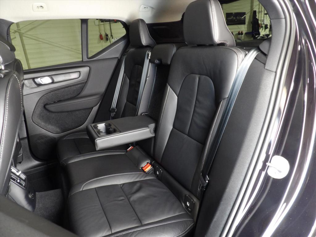 Volvo XC40 t5 plug-in hybrid 262pk aut plus dark