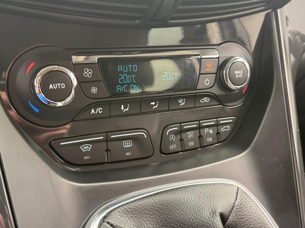 Ford Kuga 1.5 titanium