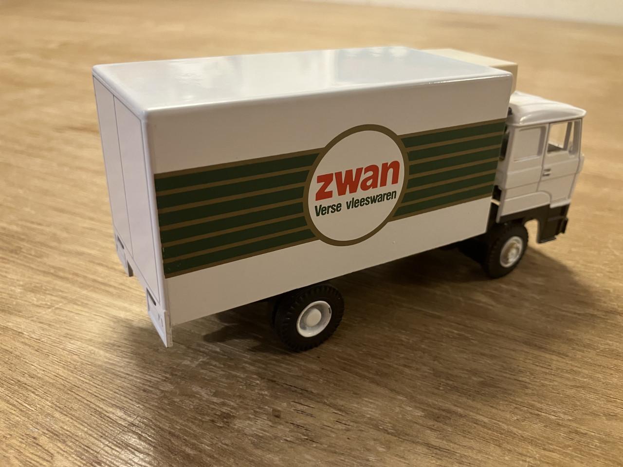 2x Daf truck miniatuur modellen 1:50