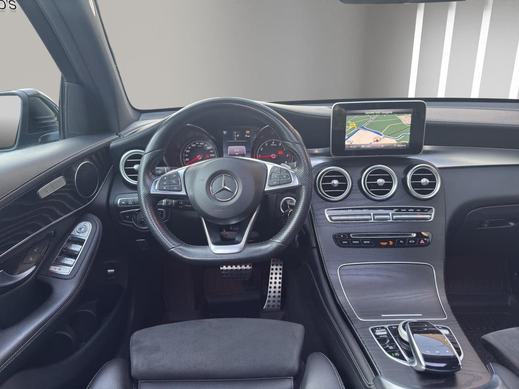 Mercedes-Benz Glc 250 4matic amg pano camera trekhaak