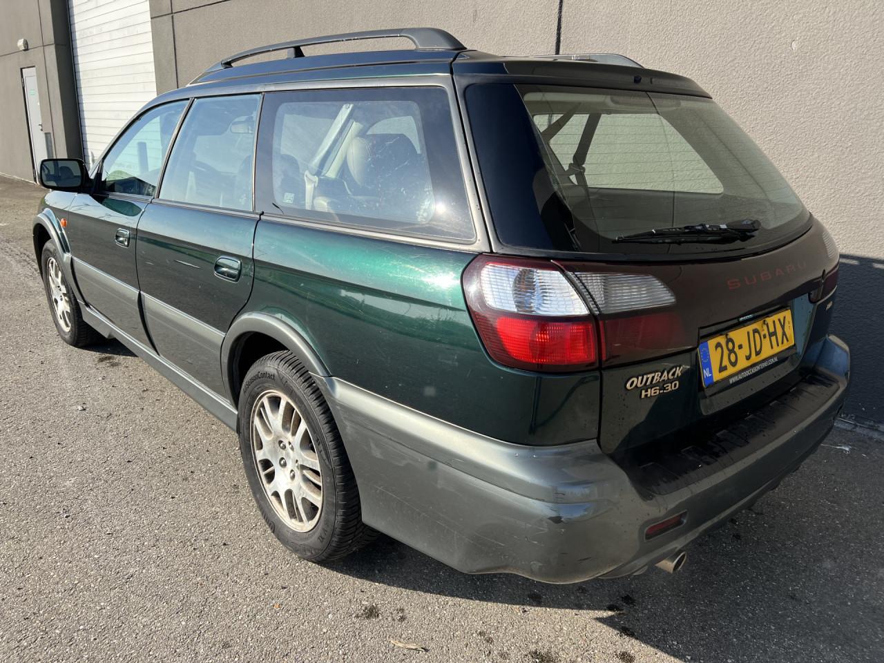 Subaru Legacy Outback 3.0 Outback AWD H6