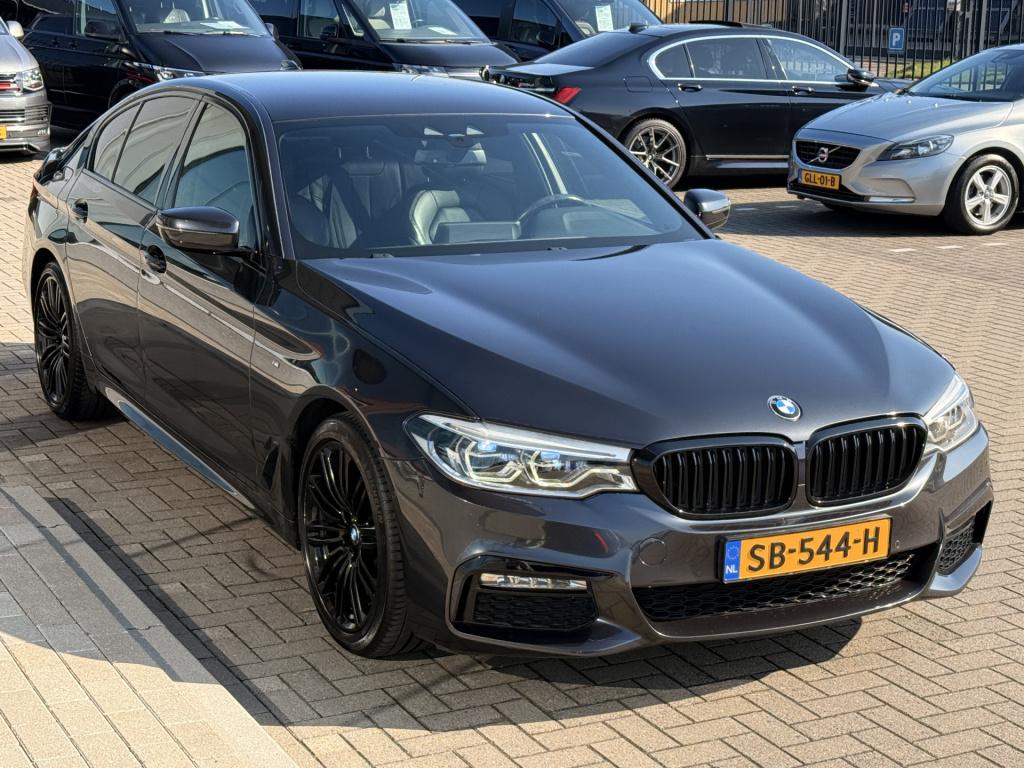 BMW 5 Serie 520i m-sport high executive | led | navi | cruise | achteruitri