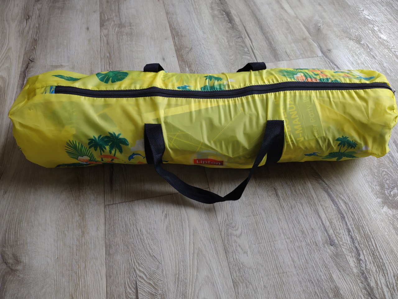 Prachtige geel groene Lipton afterparty tipi tent, 2 pers. Kampeertent ZGAN
