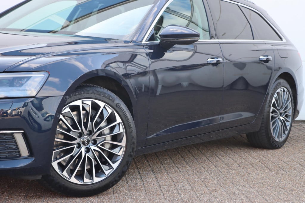 Audi A6 avant 50 tfsi e quattro design 299pk s-tronic