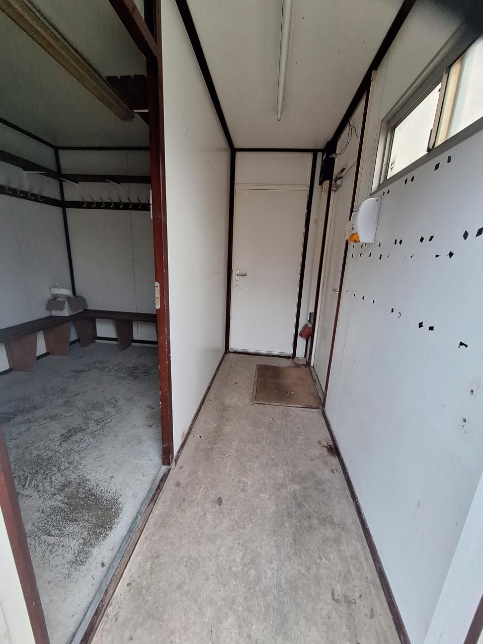 Sanitairunit geïsoleerd, bouwkeet, wcunit, schaftkeet, kantoorunit, keet