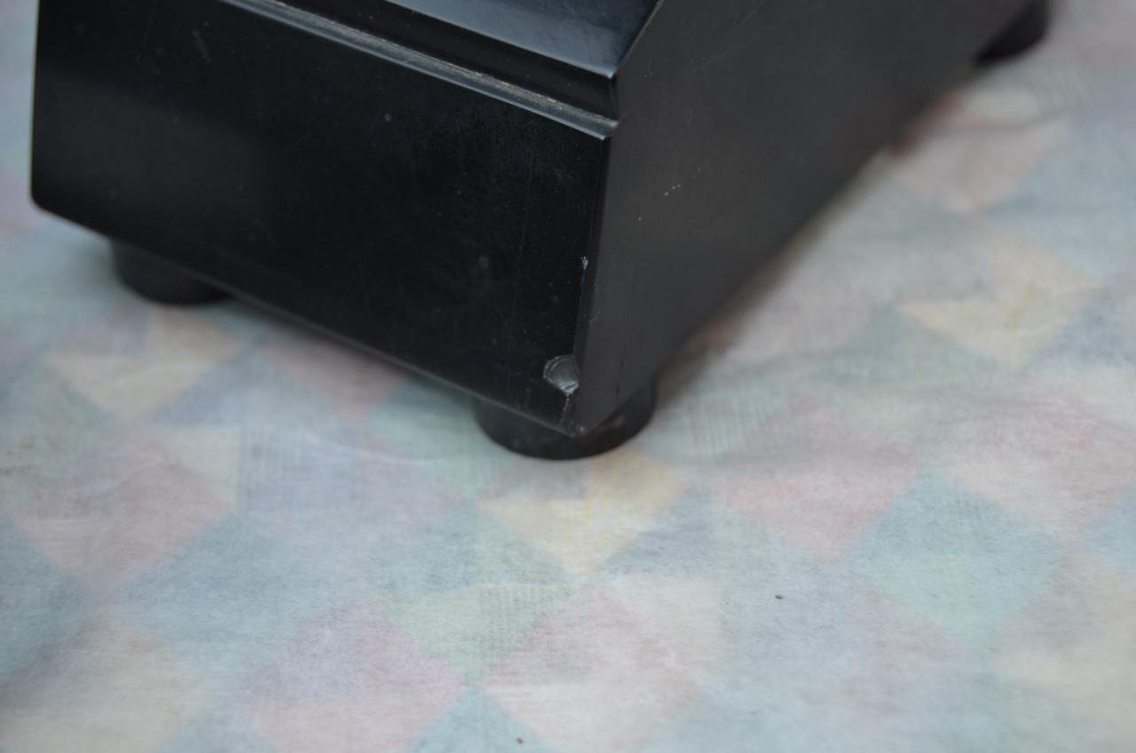 2 Stenen kandelaars deel klokgarnituur 19e eeuws?