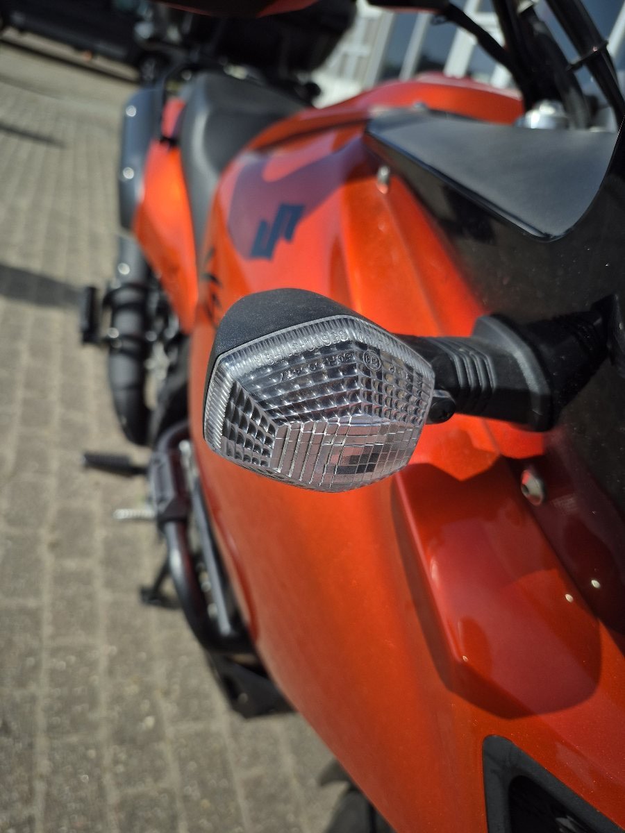 Suzuki VStrom DL650 abs uit 2011 met veel extra's